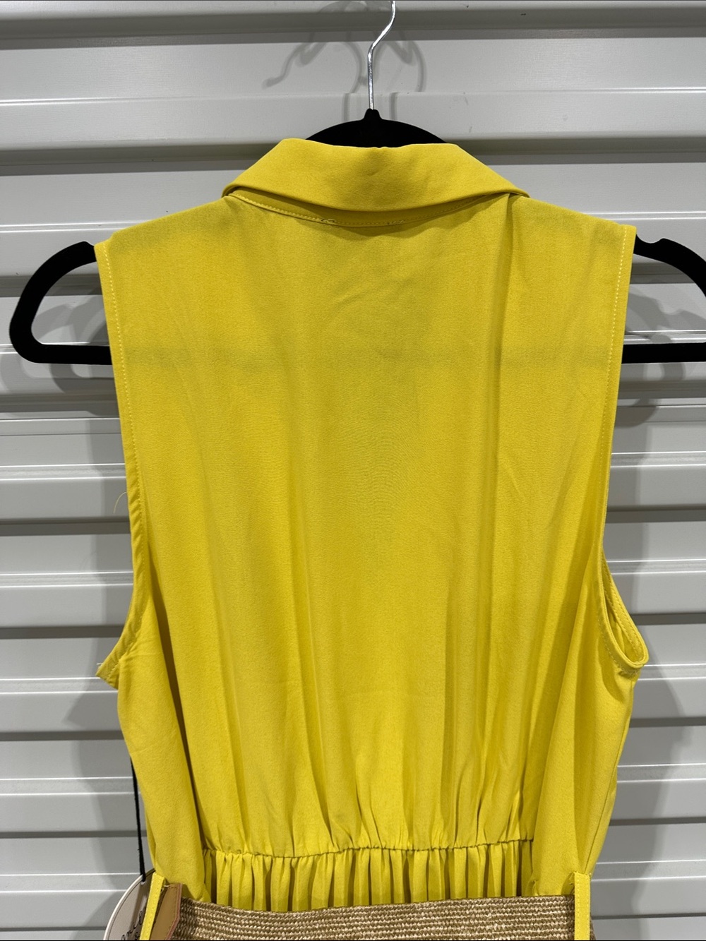 Sleeveless Yellow Pleated Maxi Dress with Belt - Picture 10 of 10